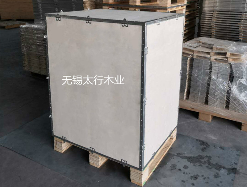 钢边箱.jpg